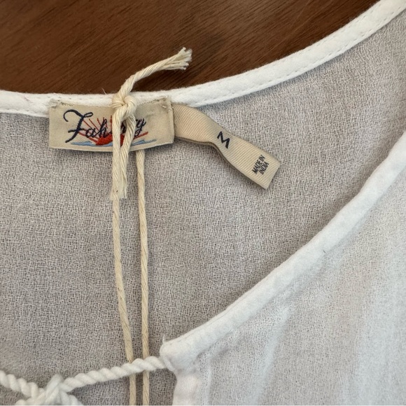 NWT Faherty Organic Cotton White Blouse Top Boho Embroidered Sz M - Picture 7 of 7